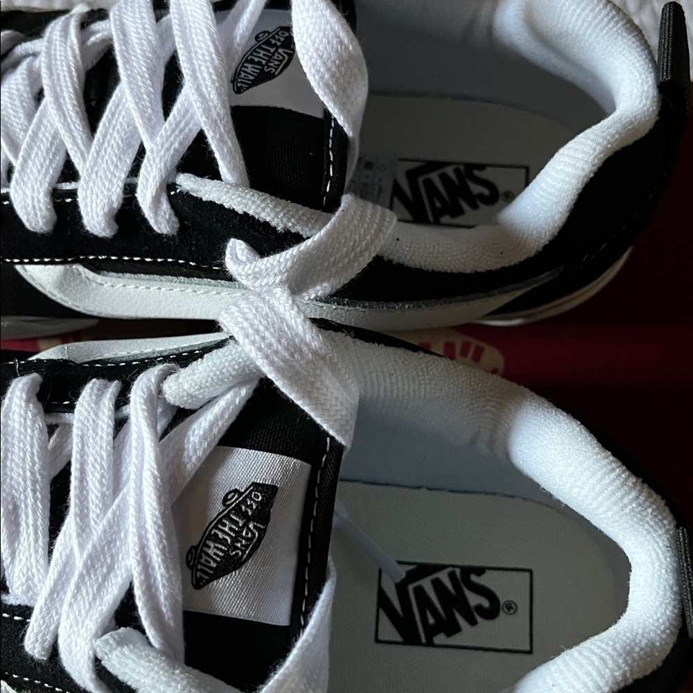 Vans Knu Skool Kids Sneakers - Black and White - Picture 2 of 8